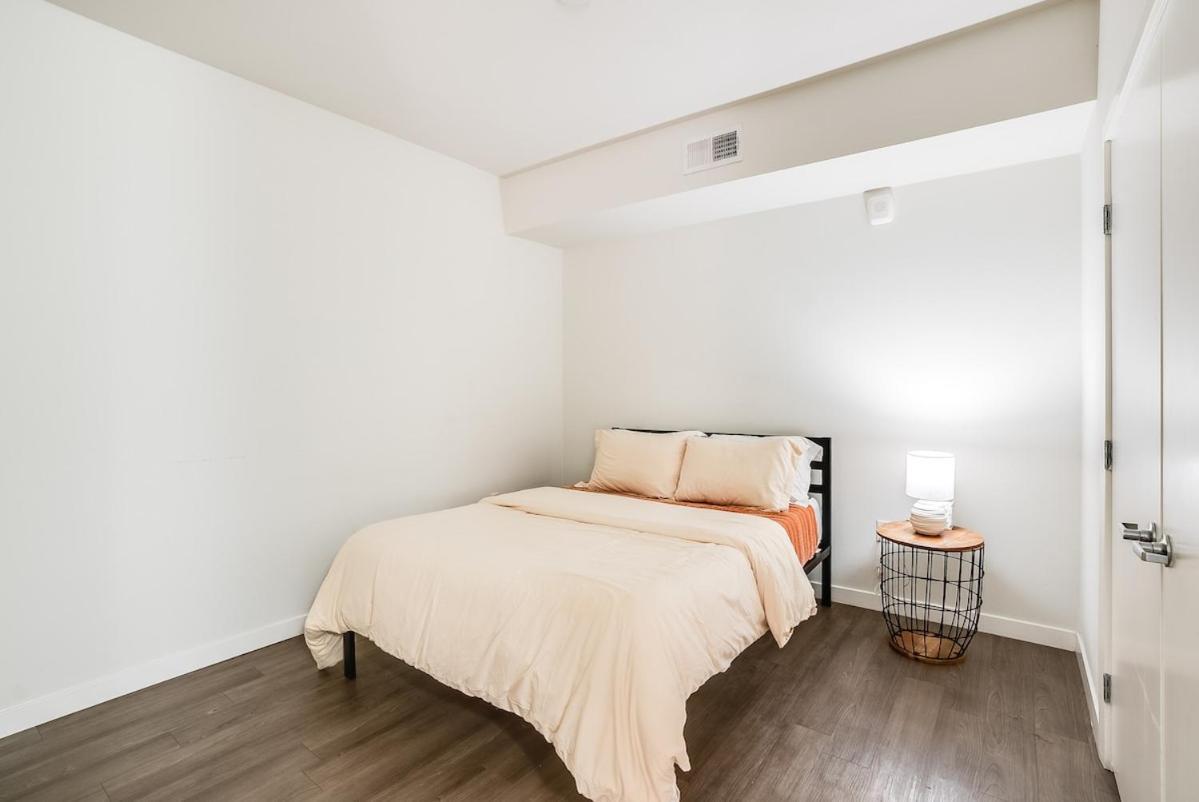 Spacious And Bright West Hollywood Pool & Gym Apartment *
