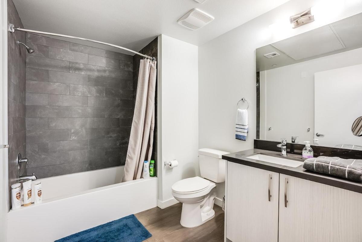 Spacious And Bright West Hollywood Pool & Gym Apartment *